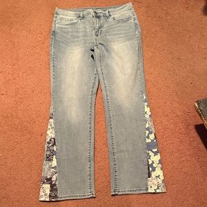Women's Blue Jeans with Floral Accents DG2 16